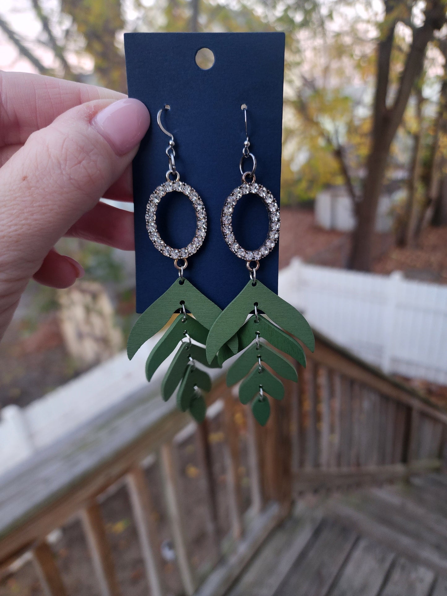 Luxor leafy earrings