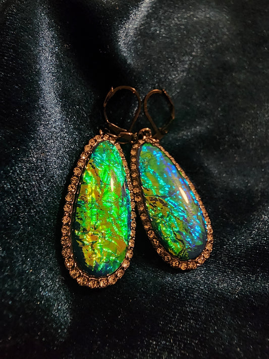 Mystical green leverbacks